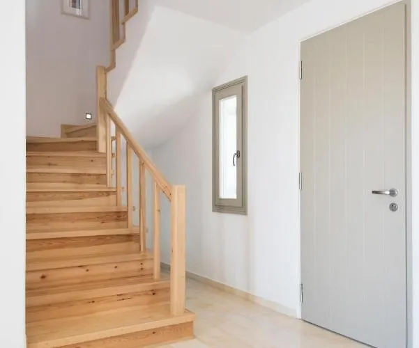 Celia With Sea & Sunset View *